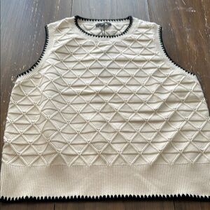 New Adrianna Papell vest top X-Large*